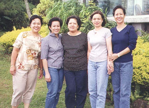 Nina, Nancy, Shirley, Connie and Cristina